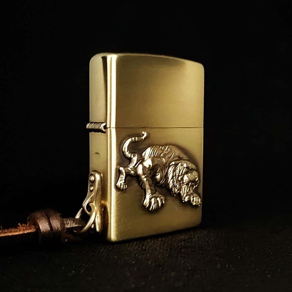 Descending Tiger Brass Lighter - Windproof Refillable Pocket Lighter for Men