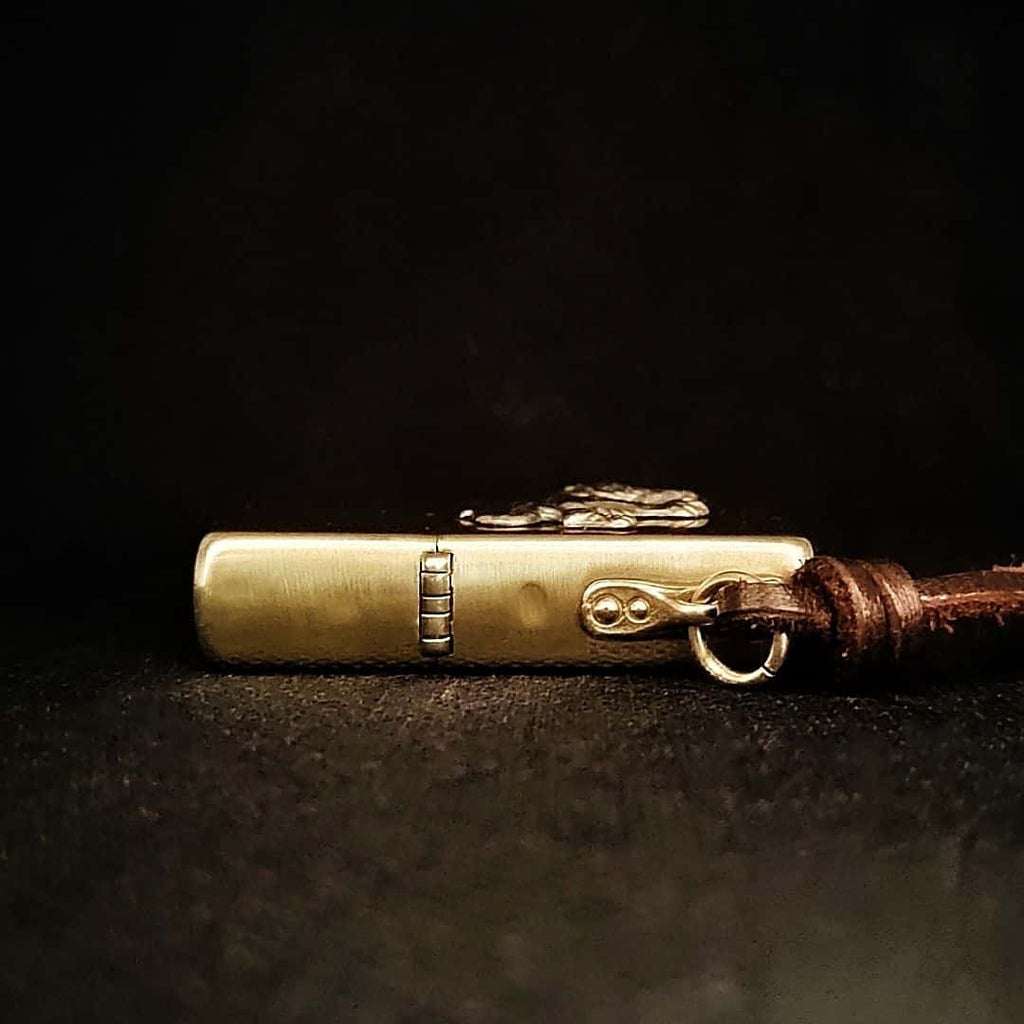 Descending Tiger Brass Lighter - Windproof Refillable Pocket Lighter for Men