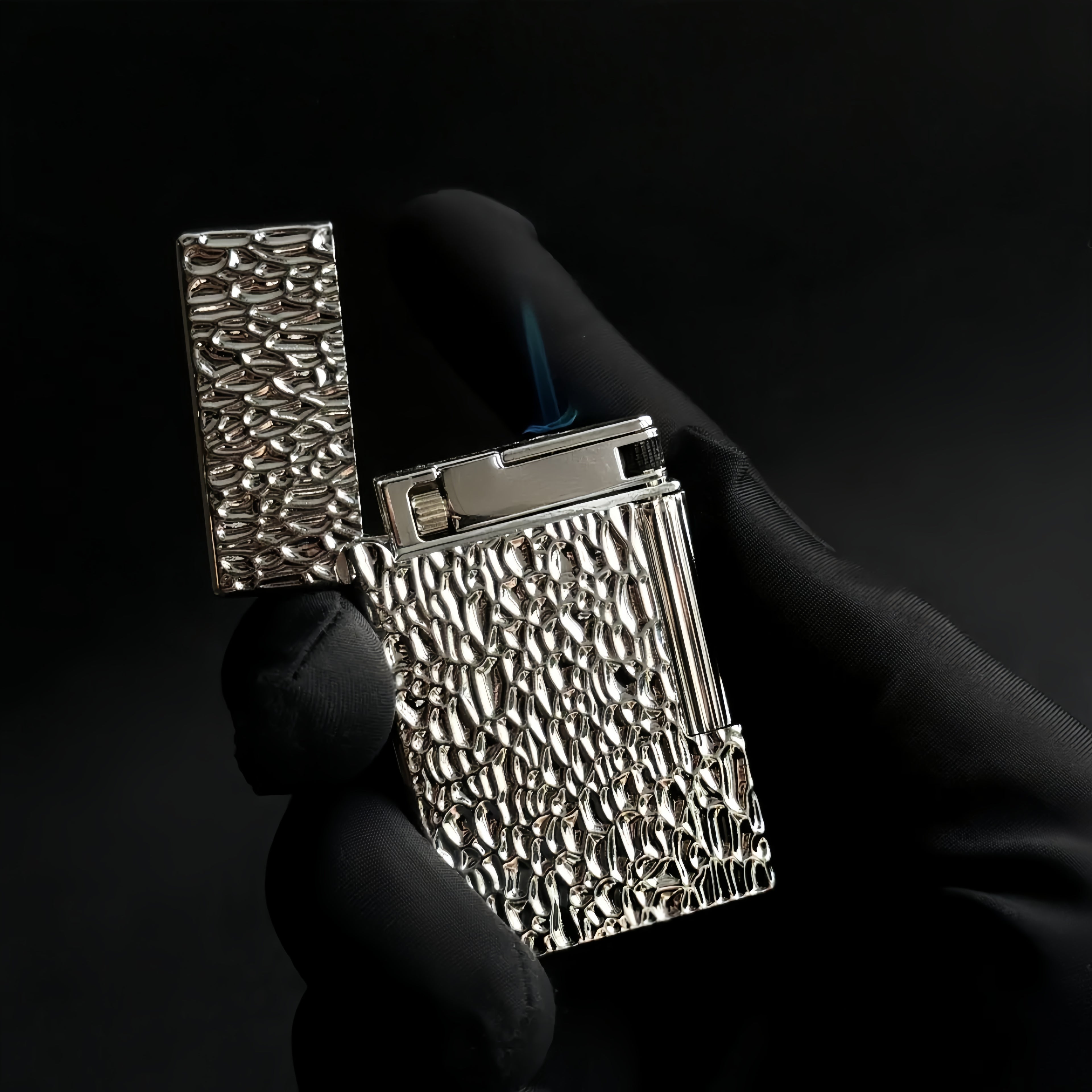 Vintage Meteorite Texture Double Flame Lighter – Luxury Windproof Refillable Butane Lighter for Men