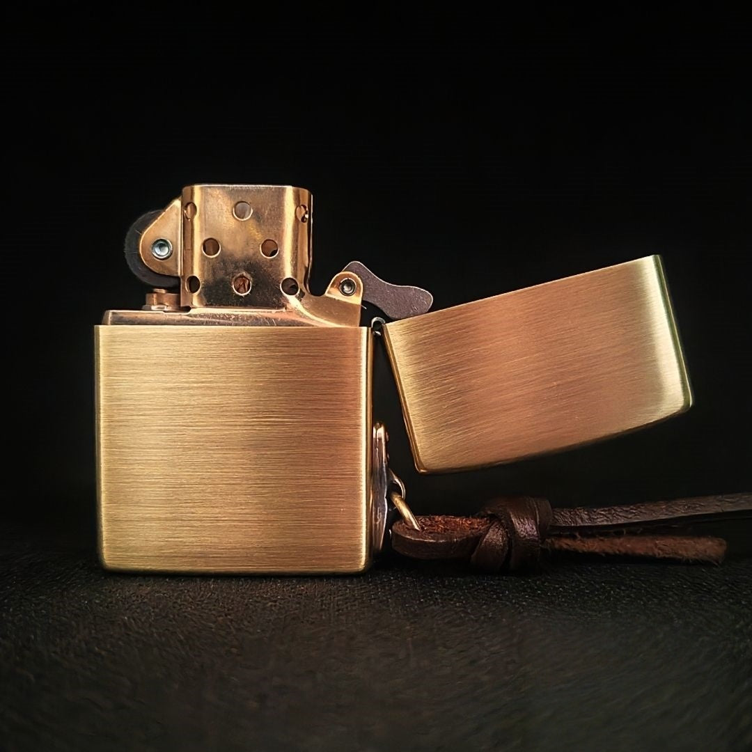 Vintage Pin-Up Collector's Brass Edition